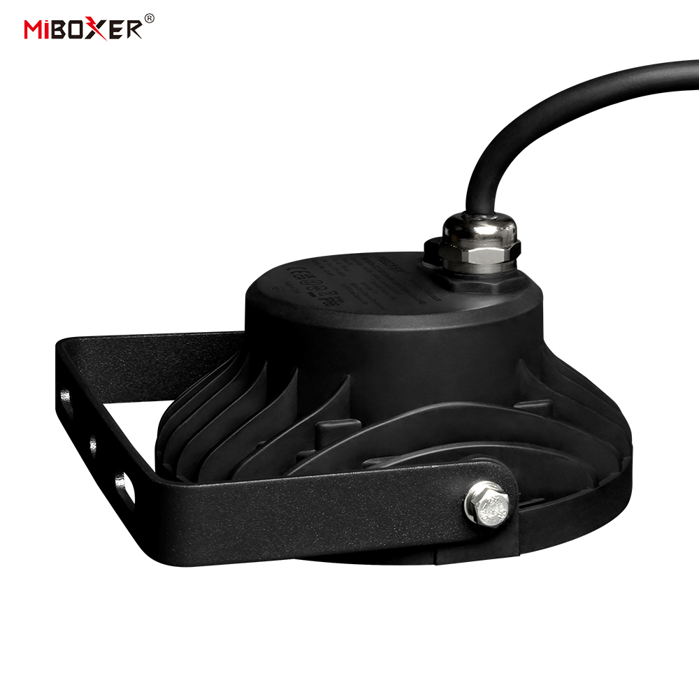 Miboxer FUTC02ZR AC110V-220V Z - Smart Zigbee Garden Light recensione e prezzo